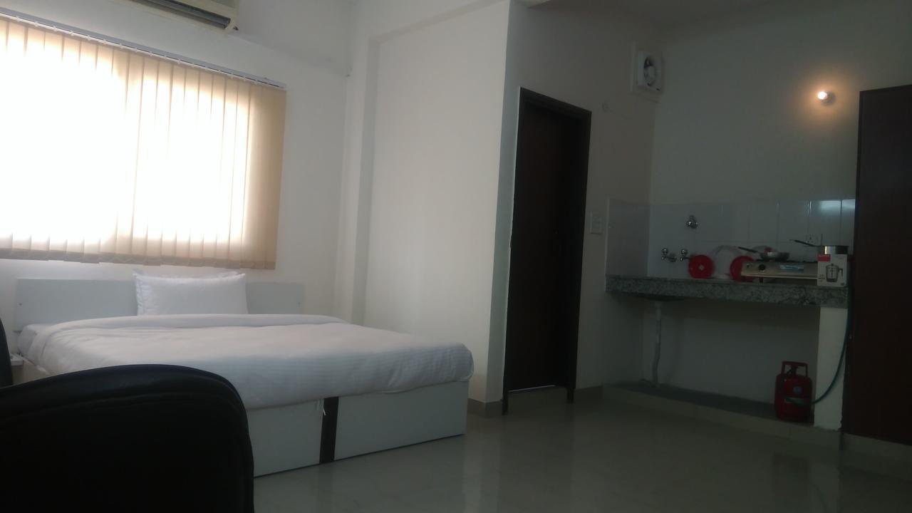 The Radiance Suites And Apartment New Delhi Exteriör bild