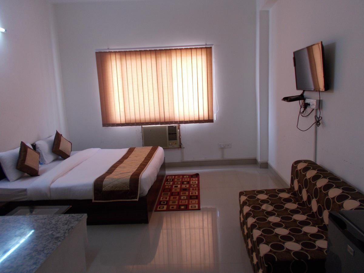 The Radiance Suites And Apartment New Delhi Exteriör bild