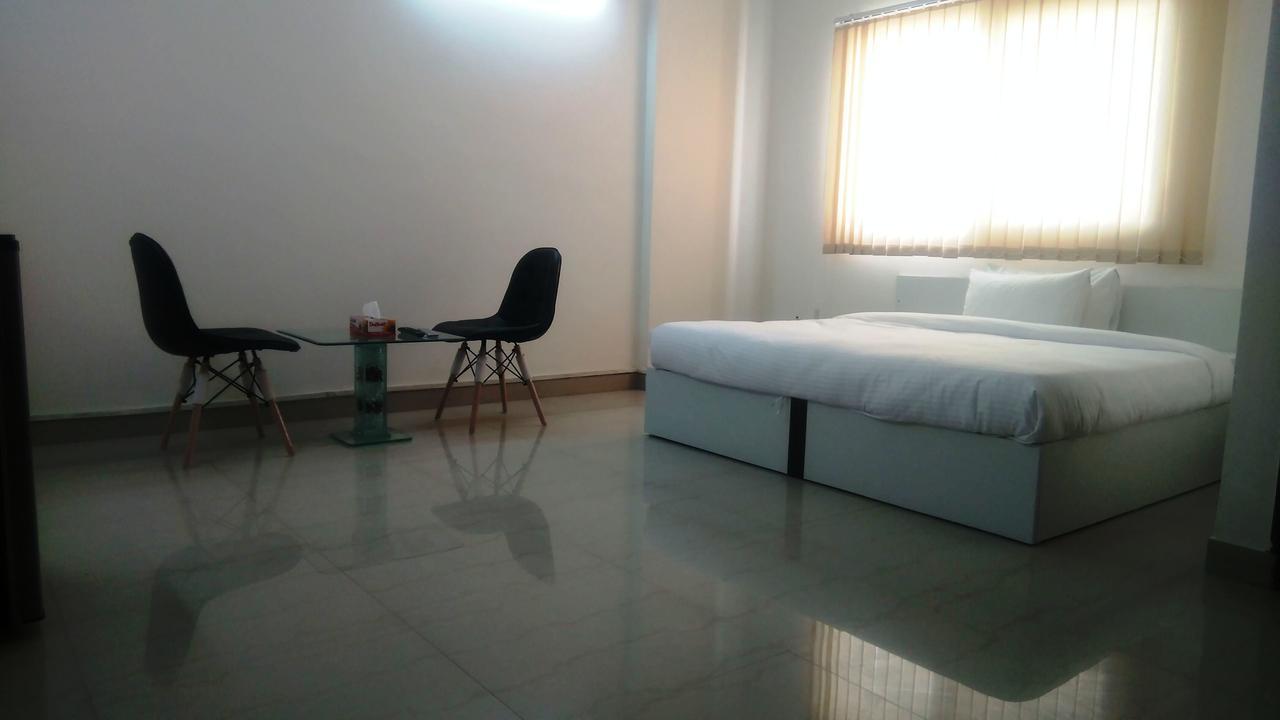 The Radiance Suites And Apartment New Delhi Exteriör bild