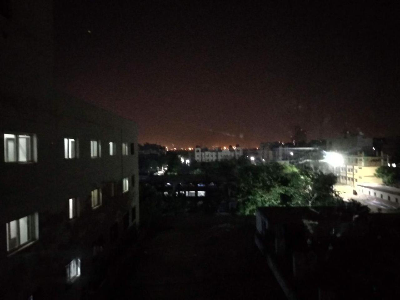 The Radiance Suites And Apartment New Delhi Exteriör bild