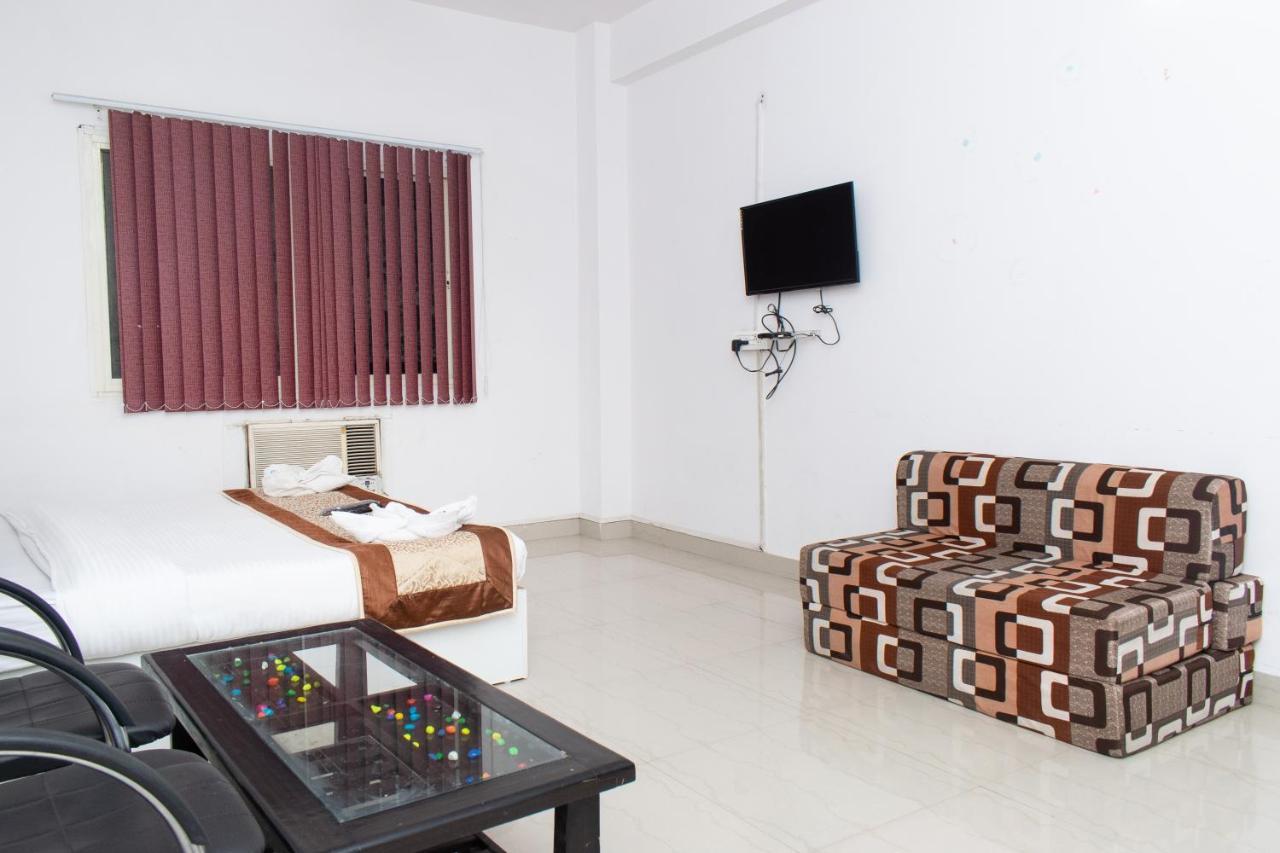 The Radiance Suites And Apartment New Delhi Exteriör bild