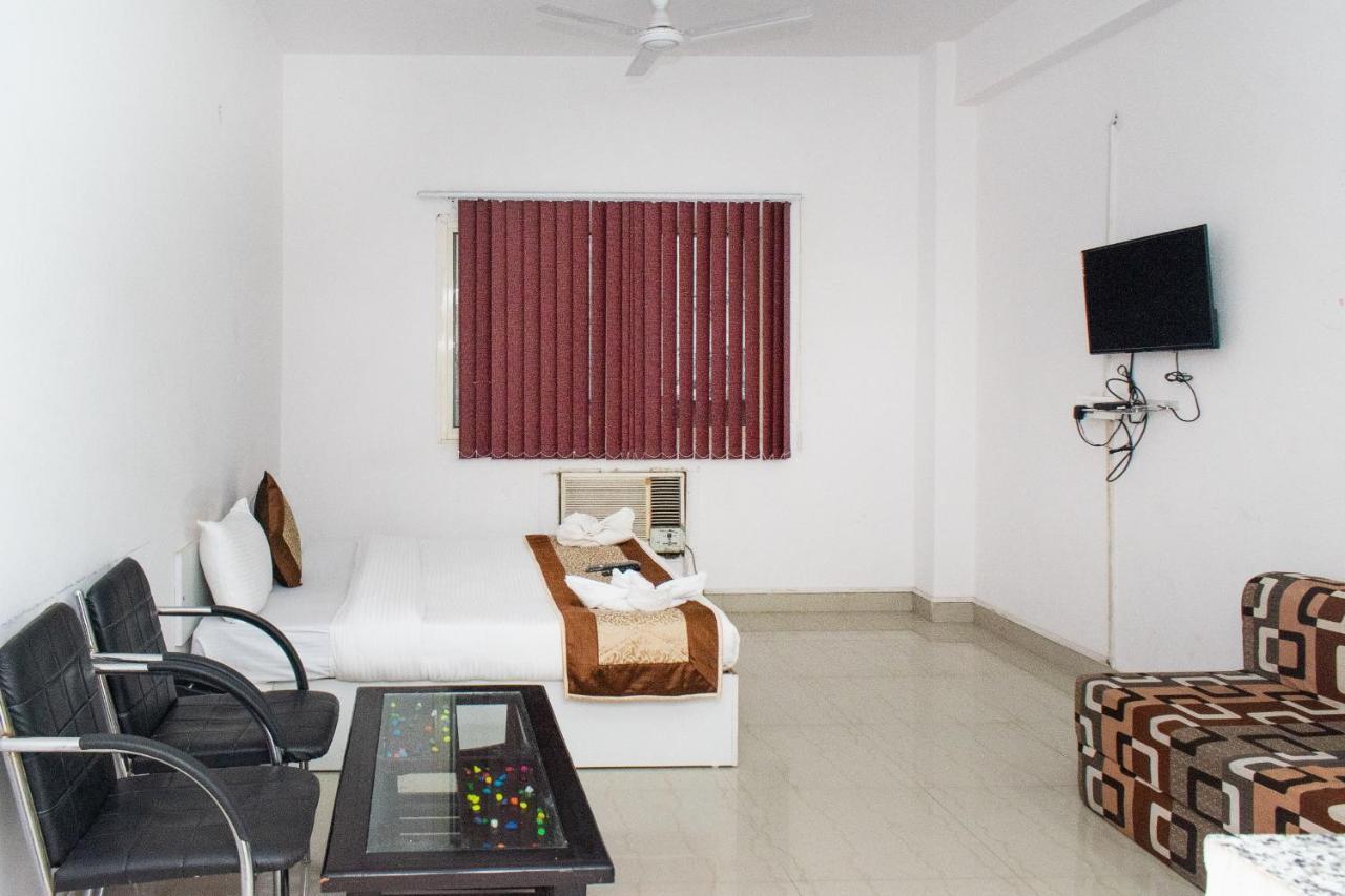 The Radiance Suites And Apartment New Delhi Exteriör bild