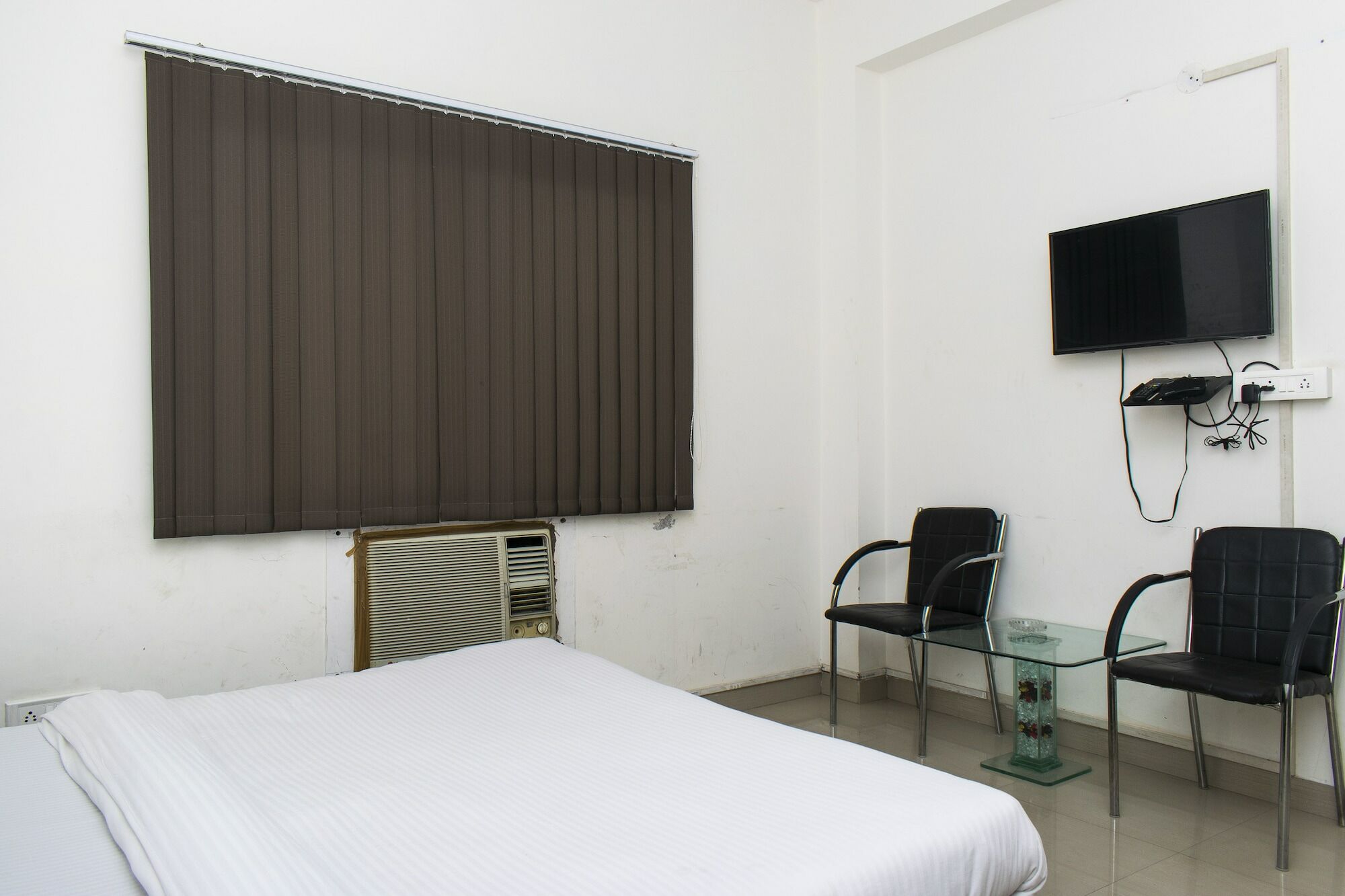 The Radiance Suites And Apartment New Delhi Exteriör bild