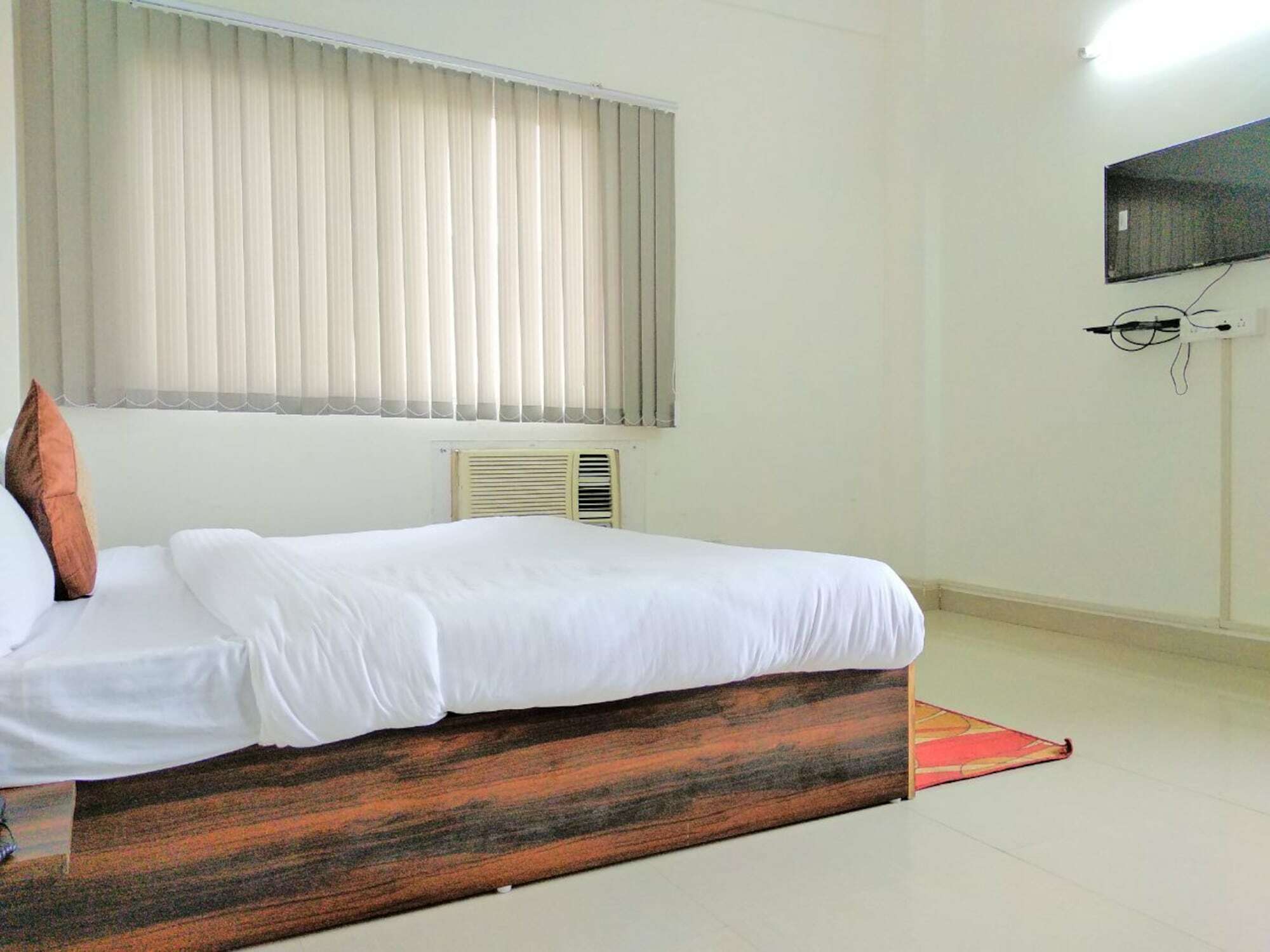 The Radiance Suites And Apartment New Delhi Exteriör bild